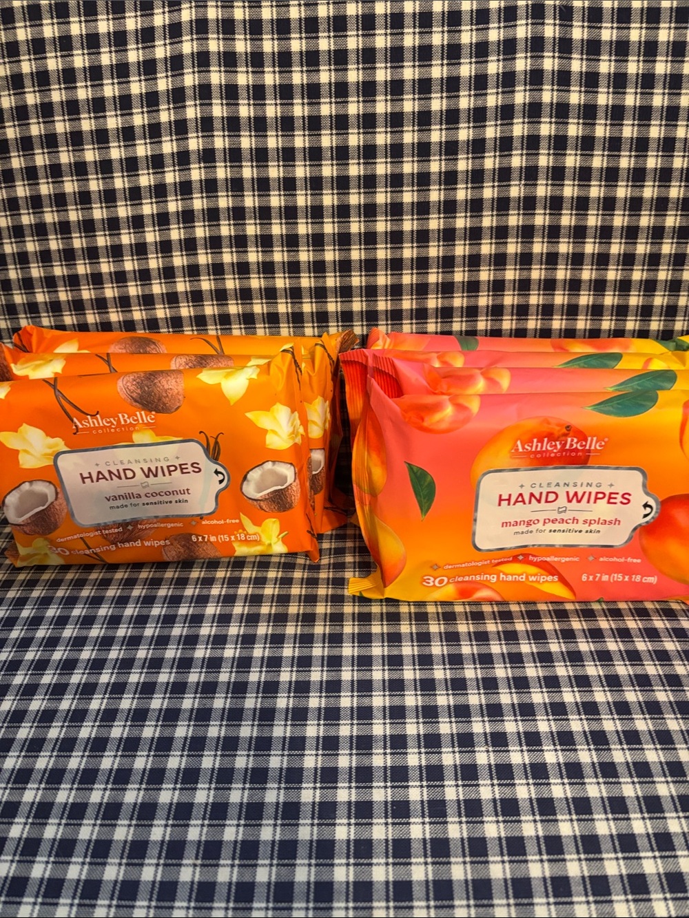 Cleansing Hand Wipes - Mango Peach Splash (30ct) or vanilla coconut (30ct)